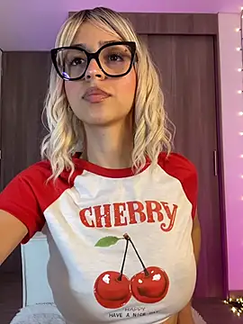 DrachyG     online show from April 14, 2026, 12:37 am