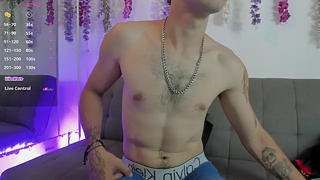 Snapshot of Dope_BoyGGs chatting on April 28, 2026, 9:52 pm Dope BoyGGs online show from April 28, 2026, 9:52 pm