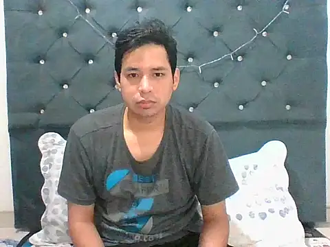 Ian-yin08 online show from April 11, 2026, 2:52 am