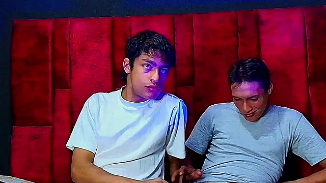 Snapshot of LuckandSamuel chatting on June 25, 2026, 2:20 am LuckandSamuel online show from June 25, 2026, 2:20 am