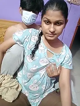 Snapshot of Jerin_Couple61 chatting on June 2, 2026, 1:33 pm Jerin Couple61 online show from June 2, 2026, 1:33 pm
