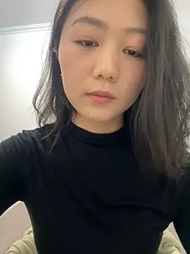 Shanshan 1267 online show from April 13, 2026, 5:55 am