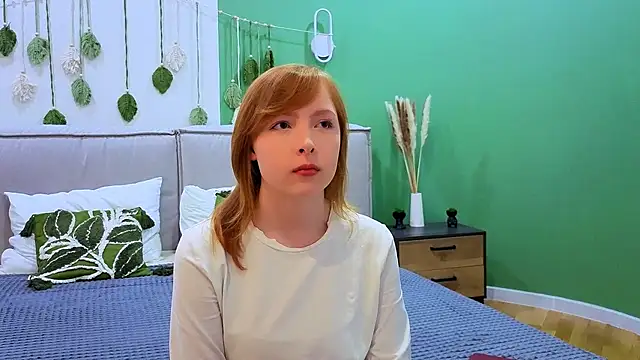 CherryCrushLove online show from March 31, 2026, 9:00 am