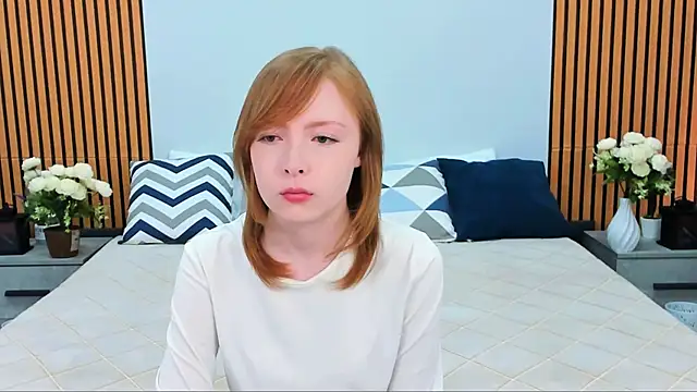 CherryCrushLove online show from April 7, 2026, 5:53 am