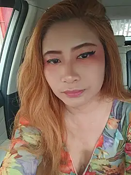 XRasee online show from April 15, 2026, 2:39 am