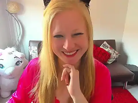 Al1ceC4t online show from April 14, 2026, 8:25 pm