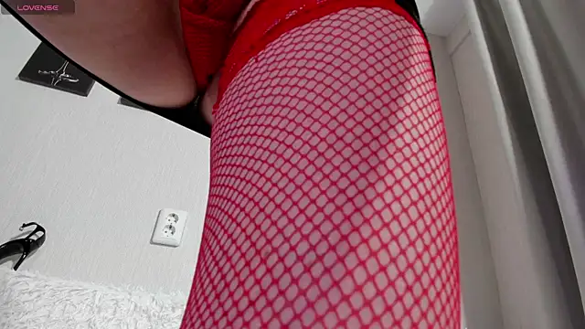 Snapshot of verywetforyou chatting on April 15, 2026, 7:58 pm verywetforyou online show from April 15, 2026, 7:58 pm