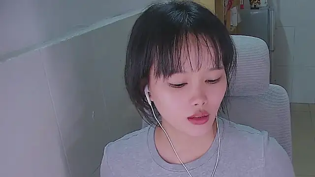 Snapshot of Alva_xi chatting on April 10, 2026, 9:38 am Alva xi online show from April 10, 2026, 9:38 am