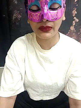 Cute Anushka97 online show from April 5, 2026, 12:23 pm