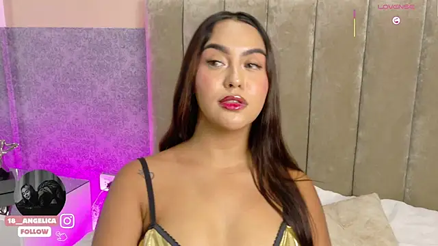 Snapshot of angelicaa_garcia chatting on April 1, 2026, 1:41 pm angelicaa garcia online show from April 1, 2026, 1:41 pm