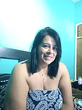 Snapshot of lucianamorocha chatting on May 4, 2026, 11:46 am lucianamorocha online show from May 4, 2026, 11:46 am