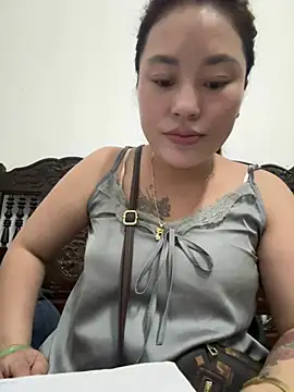 Snapshot of Lina-Naughty chatting on July 9, 2026, 3:22 pm Lina-Naughty online show from July 9, 2026, 3:22 pm