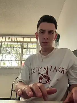 Liam Fiire online show from April 30, 2026, 7:43 pm