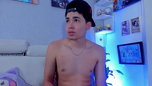 Snapshot of strong_rock69 chatting on June 21, 2026, 7:52 pm strong rock69 online show from June 21, 2026, 7:52 pm