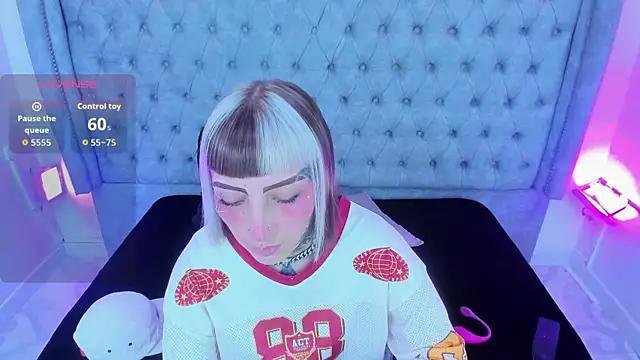 Gyal Smith online show from July 21, 2026, 4:25 am