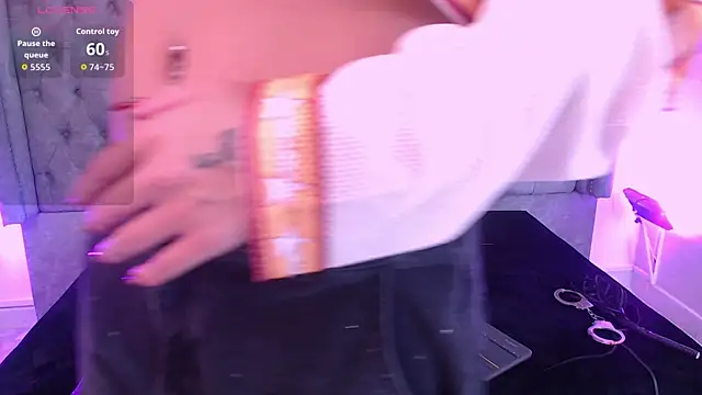 Gyal Smith online show from April 9, 2026, 3:41 am