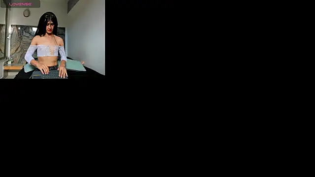 Snapshot of Aria_skye chatting on June 4, 2026, 8:13 pm Aria skye online show from June 4, 2026, 8:13 pm