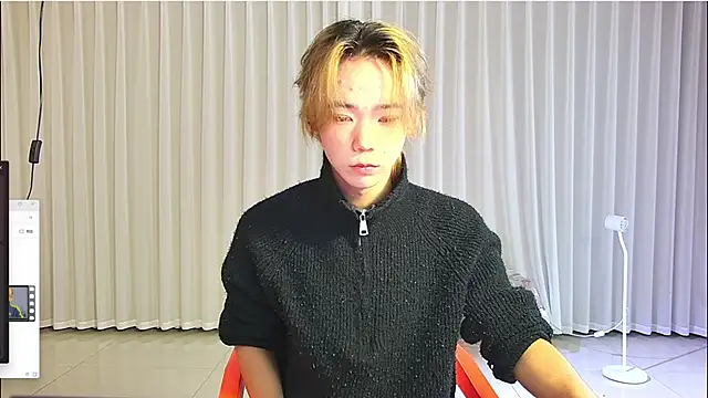 Snapshot of wumei-001 chatting on April 4, 2026, 4:30 am wumei-001 online show from April 4, 2026, 4:30 am