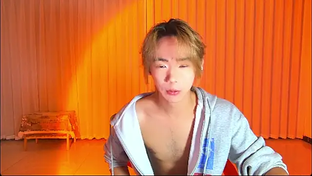 Snapshot of wumei-001 chatting on April 13, 2026, 10:52 am wumei-001 online show from April 13, 2026, 10:52 am