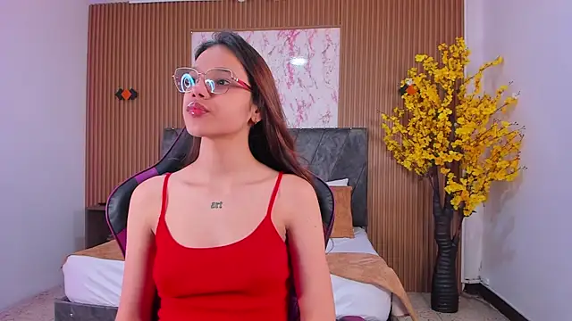 Vi zzy online show from April 10, 2026, 6:37 pm