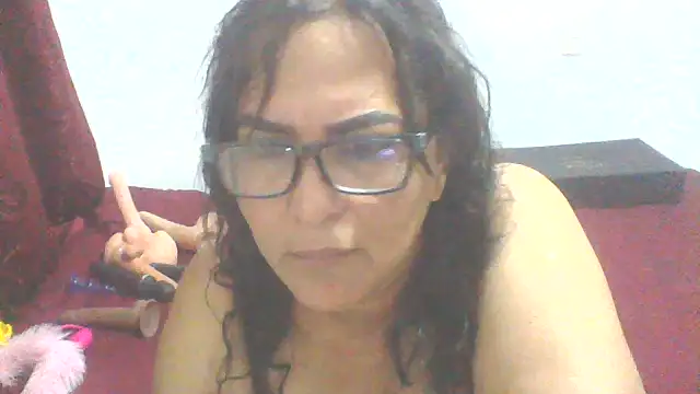 Snapshot of kristalmarelyn chatting on July 20, 2026, 5:59 am kristalmarelyn online show from July 20, 2026, 5:59 am