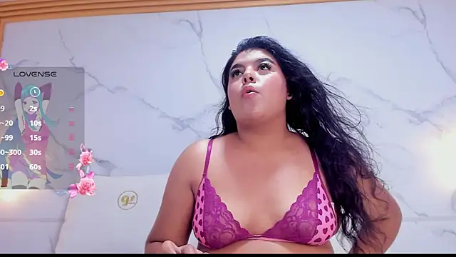 dakota tucci online show from April 8, 2026, 3:30 am