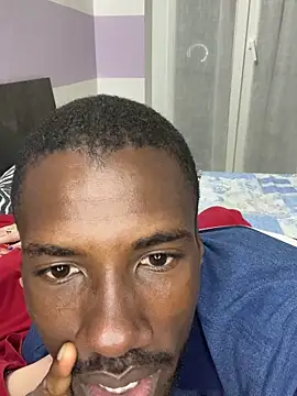 INTRUDERS20 online show from April 5, 2026, 6:58 pm