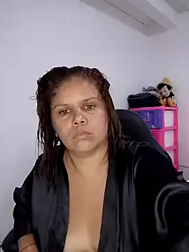 Zafiro MD online show from April 15, 2026, 6:56 pm