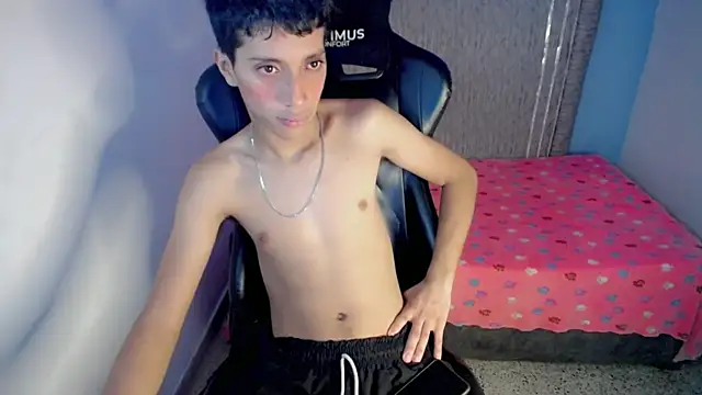 Yei lee  online show from April 16, 2026, 4:57 am