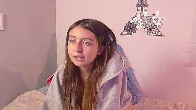 Lala fluffy online show from April 11, 2026, 7:45 am