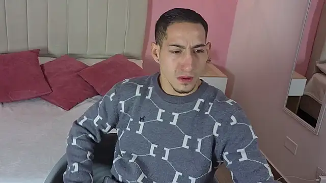 Snapshot of jhan_vassilis chatting on April 11, 2026, 5:15 am jhan vassilis online show from April 11, 2026, 5:15 am