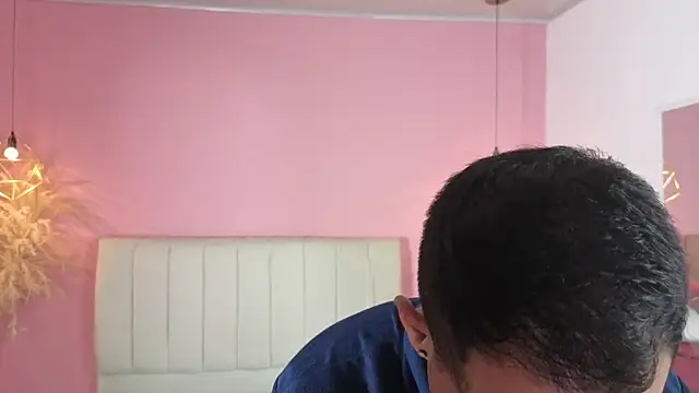 Snapshot of jhan_vassilis chatting on April 6, 2026, 11:06 pm jhan vassilis online show from April 6, 2026, 11:06 pm