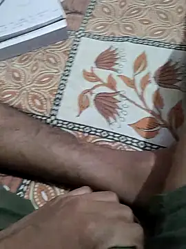 Daddy 004   online show from April 2, 2026, 6:42 am