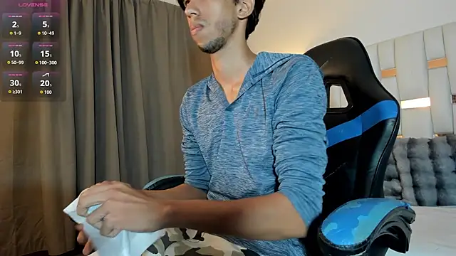 Alessandro Abruzzo online show from April 8, 2026, 12:06 pm