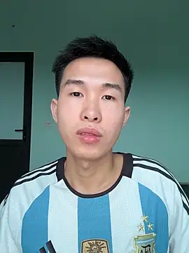 Snapshot of tuanhip chatting on April 5, 2026, 3:02 am tuanhip online show from April 5, 2026, 3:02 am