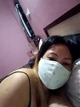 Bristy BigBoobs online show from May 6, 2026, 5:00 am