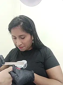 Snapshot of SofiaMendez1_ chatting on June 18, 2026, 1:05 pm SofiaMendez1 online show from June 18, 2026, 1:05 pm