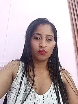 Snapshot of SofiaMendez1_ chatting on April 8, 2026, 3:24 pm SofiaMendez1 online show from April 8, 2026, 3:24 pm