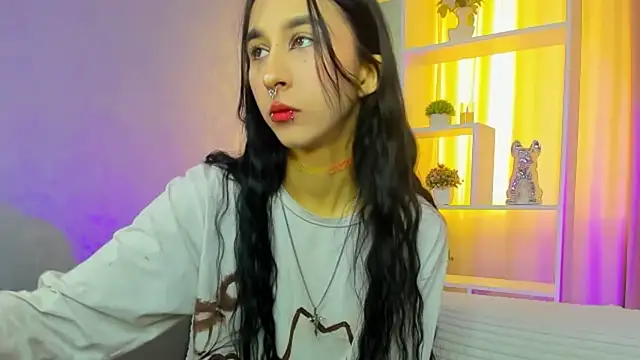 MelissaSparrow online show from April 8, 2026, 1:07 am