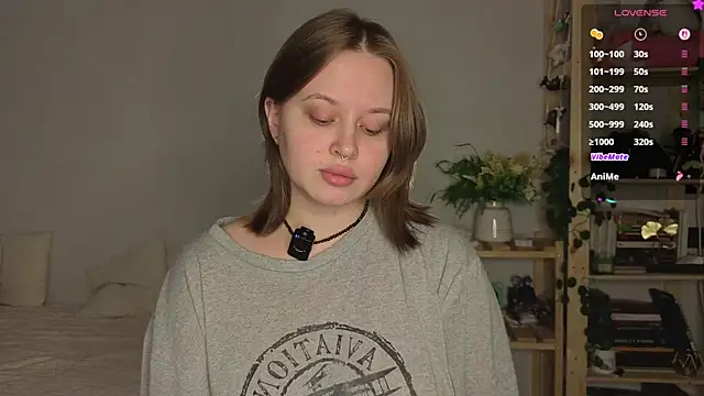 low signal online show from May 4, 2026, 5:27 pm