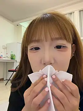 linlian3 online show from April 6, 2026, 6:42 pm