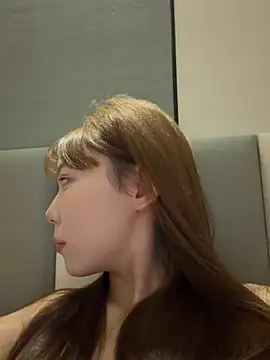 linlian3 online show from April 20, 2026, 8:32 pm