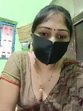 Pinki-girl online show from June 18, 2026, 4:55 am