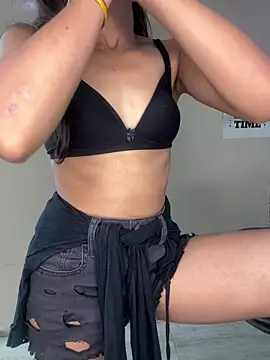 XXXcam Girl online show from June 3, 2026, 8:04 am