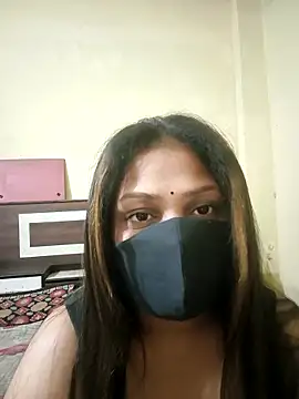 SluttySonam online show from April 9, 2026, 1:06 pm