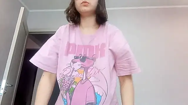 LezlieEllegood online show from April 10, 2026, 3:24 am