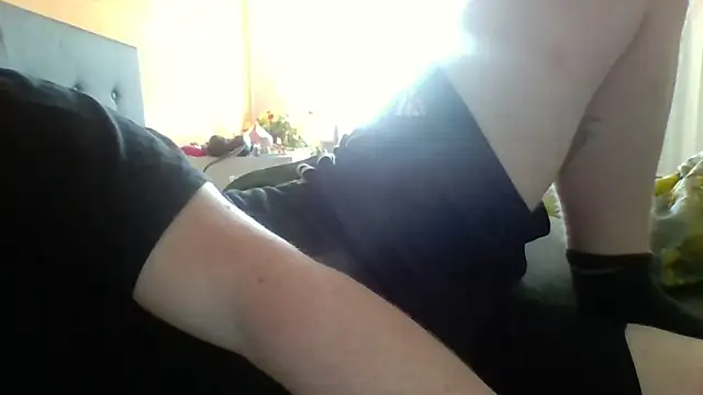 Snapshot of Pallmees chatting on April 22, 2026, 9:38 am Pallmees online show from April 22, 2026, 9:38 am