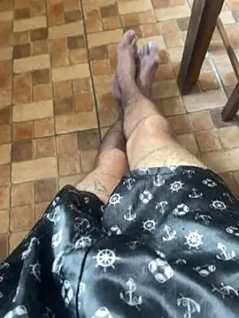 jiujiteiro36 online show from April 3, 2026, 7:42 pm