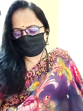 Snapshot of monisha_cam chatting on April 20, 2026, 5:36 pm monisha cam online show from April 20, 2026, 5:36 pm