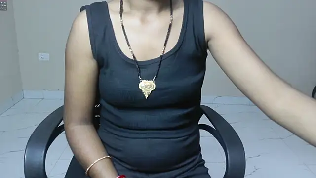 Snapshot of Hot_Bhabhi_1 chatting on May 28, 2026, 4:46 pm Hot Bhabhi 1 online show from May 28, 2026, 4:46 pm